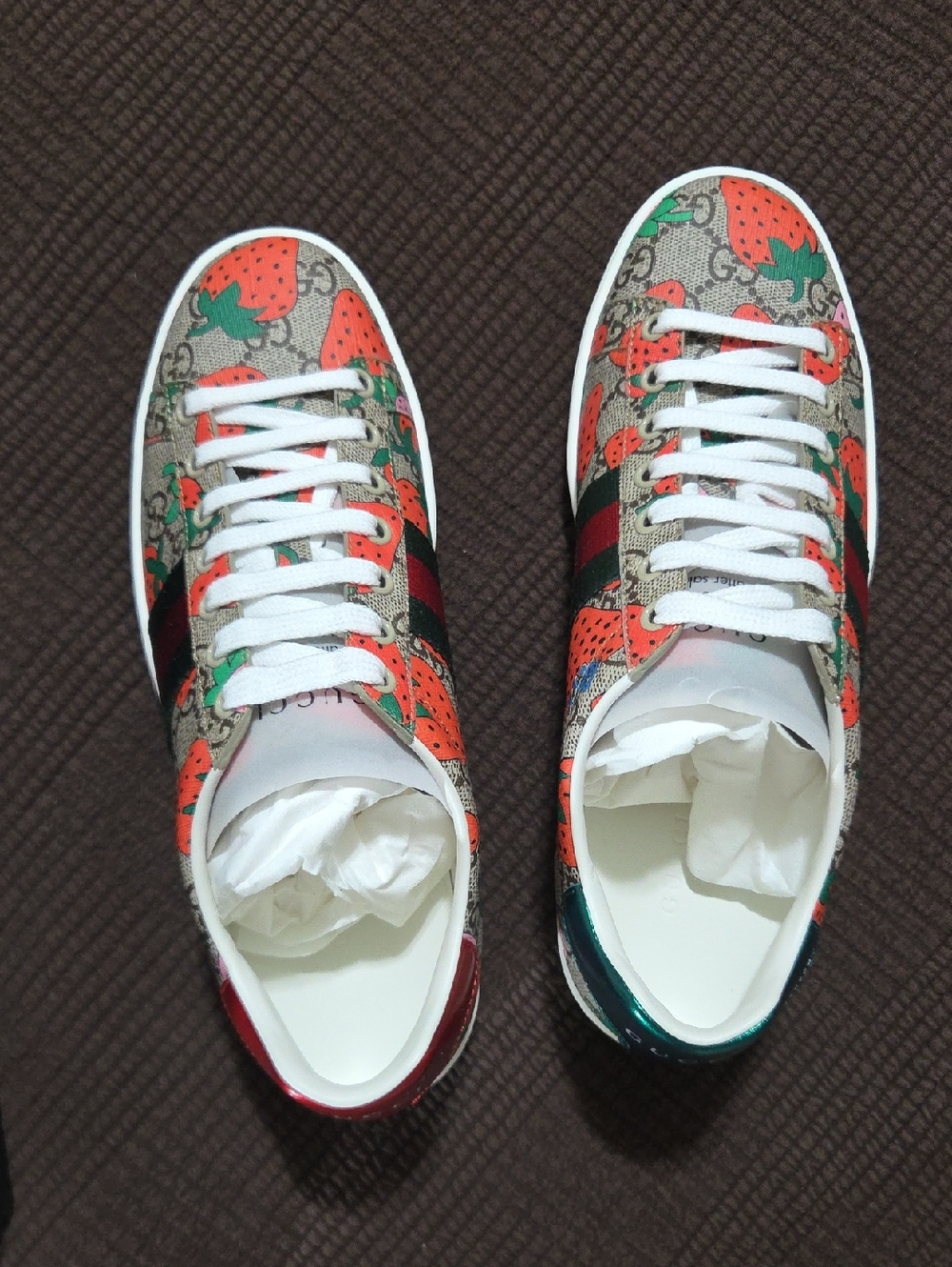 Gucci Ace Strawberry Sneaker Size 38 - Picture 8 of 12